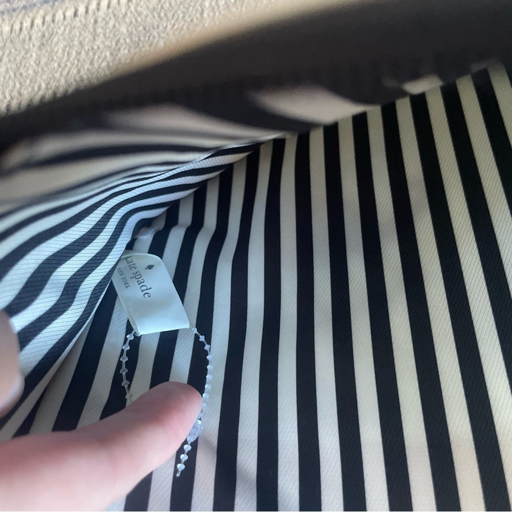 Kate Spade Hologram Winking Zip Cluth - Picture 14 of 15